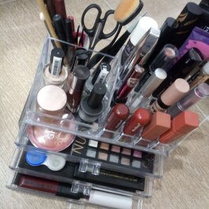 استند آرایشی 3 کشو